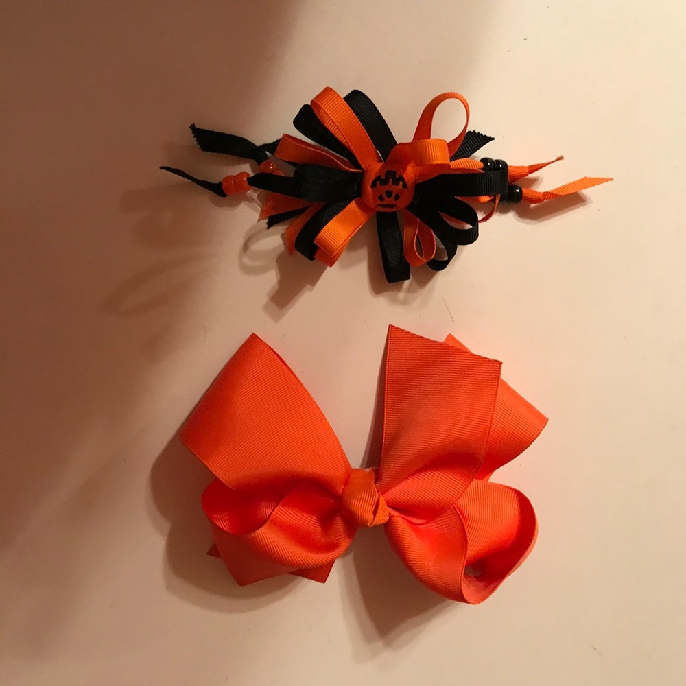 Pumpkin and Orange Bow {Halloweennn🎃}